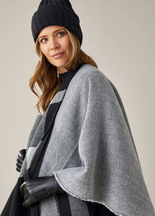 REVERSIBLE SHAWL