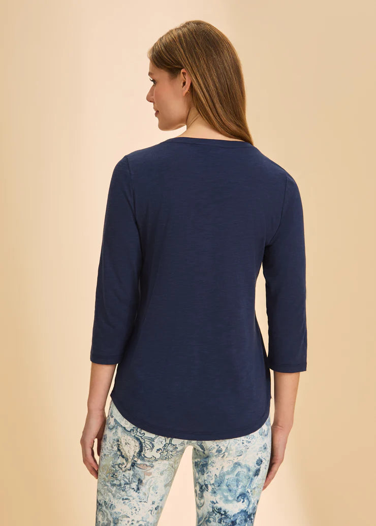 V-NECK SWEATER